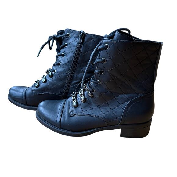 Guess Black Quilted Chain Lace Up Combat Boots Size 9 Grunge Utility Biker Moto - Picture 2 of 10